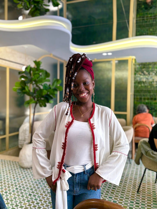 Kimoni court “Amira” Avec ceinture – L’Art Marocain dans sa Plus Belle Simplicité