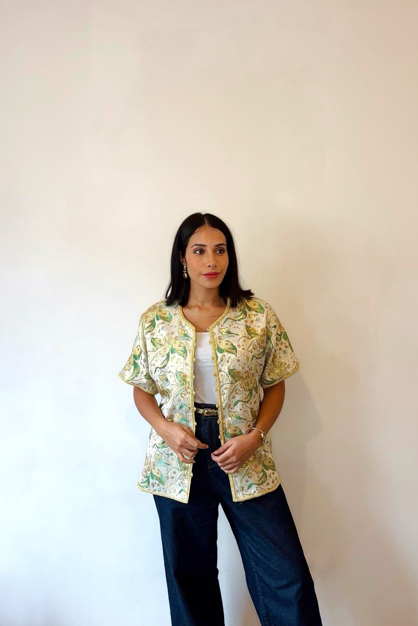 Kimono Court “Soraya” – L’Or du Maroc, entre Tradition et Modernité