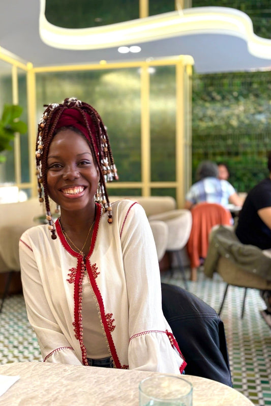 Kimoni court “Amira” Avec ceinture – L’Art Marocain dans sa Plus Belle Simplicité